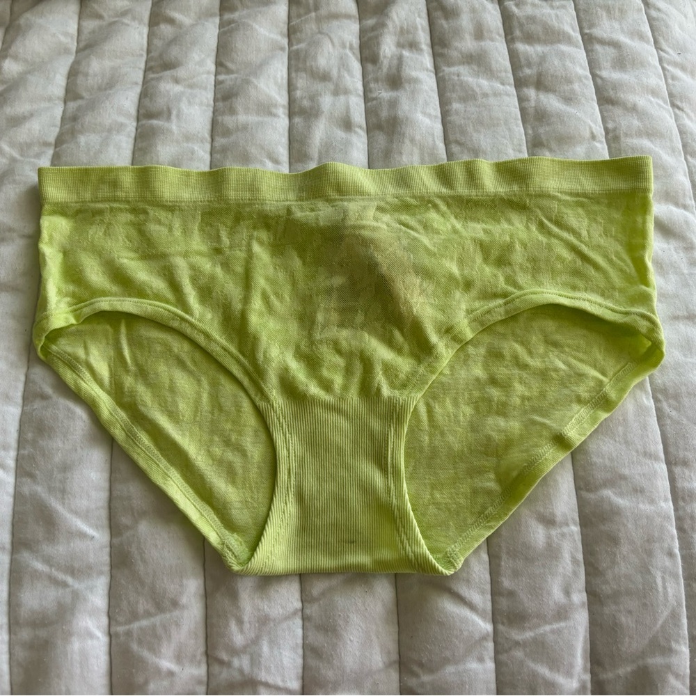 Victoria’s Secret hip hugger hipster panty